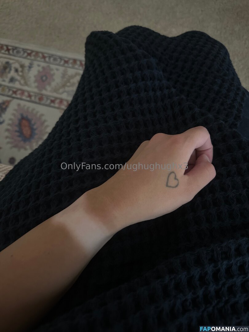 ughughughx3 Nago OnlyFans  Przeciekłe zdjęcie #2
