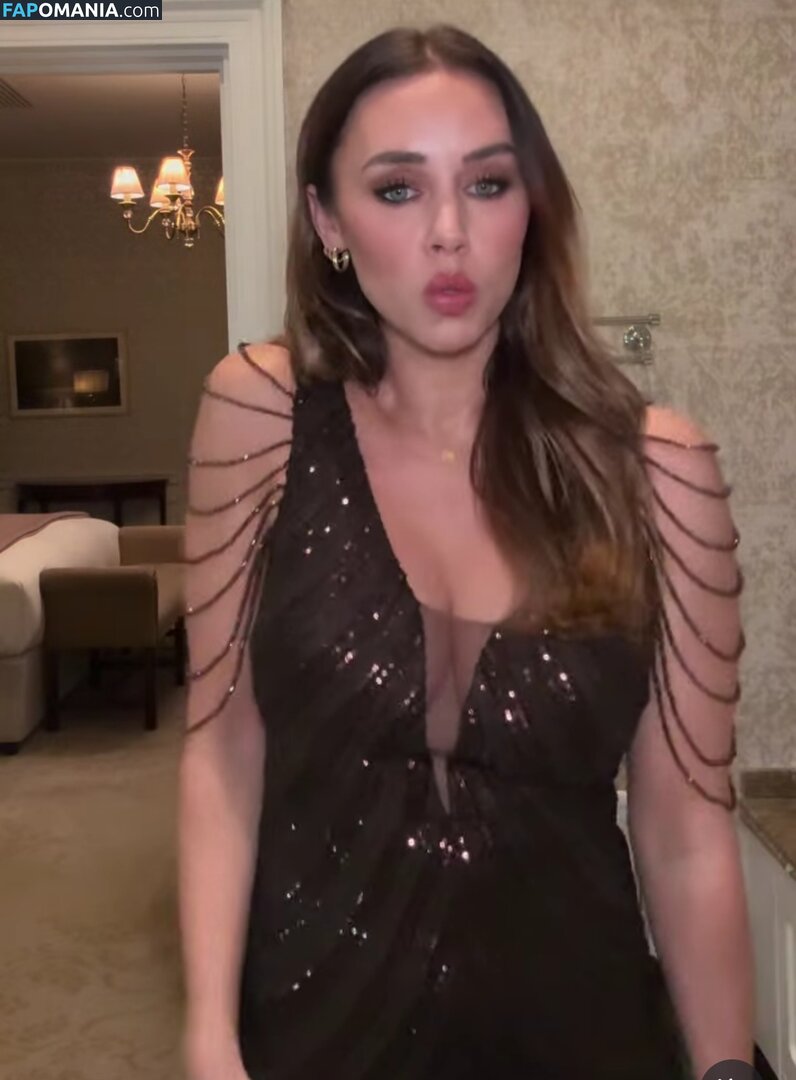 Una Healy Nago OnlyFans  Przeciekłe zdjęcie #1