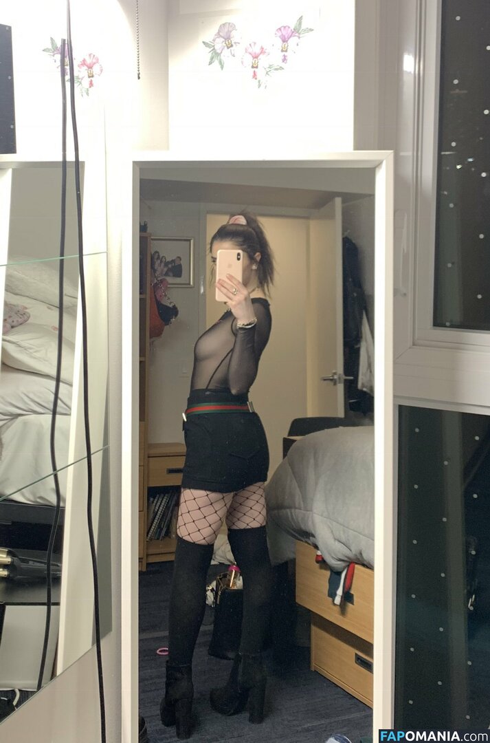 Talia Benmor / Urfavangel666 / misslavoie / onlyfans_igbaddies Nago OnlyFans  Przeciekłe zdjęcie #2