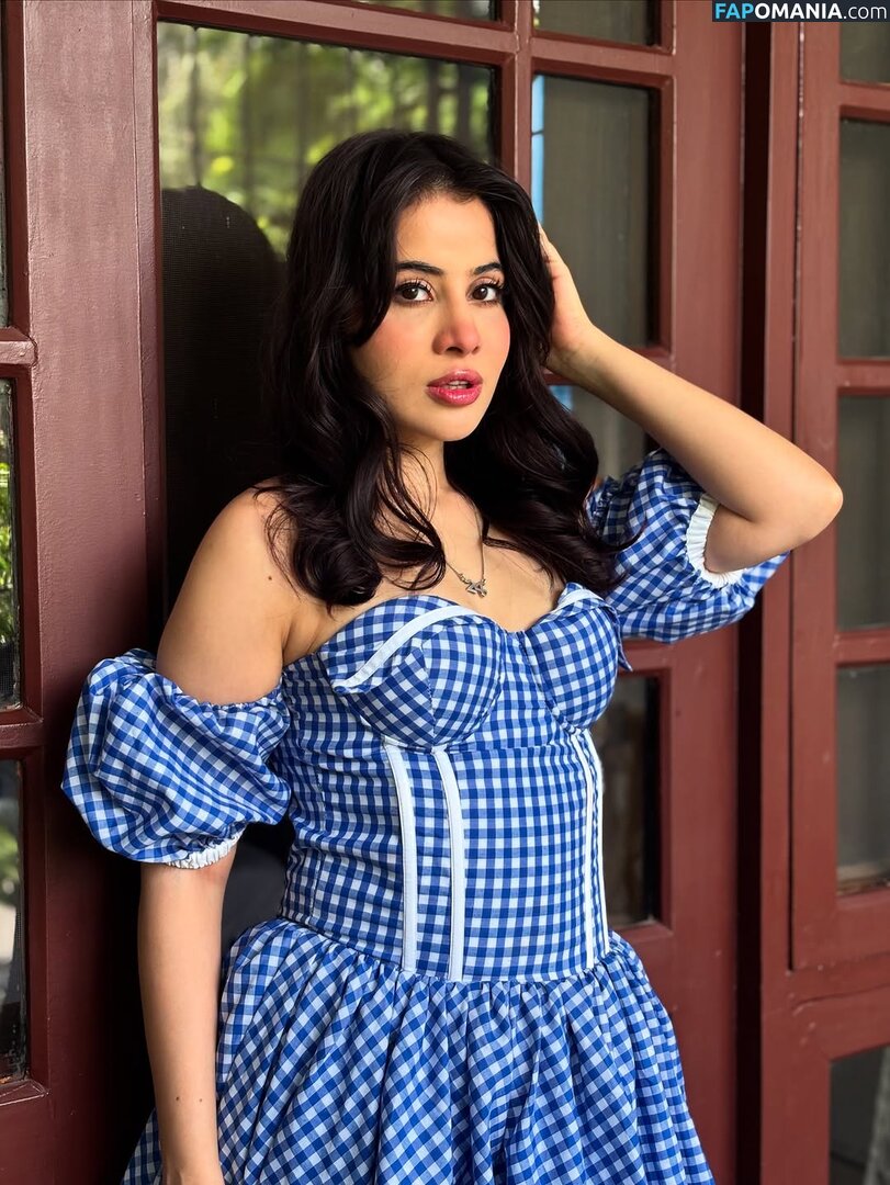 Urfi Javed / urf7i Nago OnlyFans  Przeciekłe zdjęcie #2