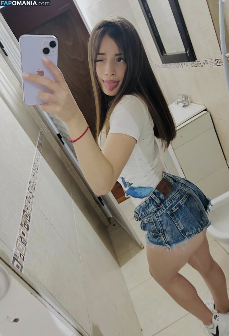 Ursu.miranda_ Nago OnlyFans  Przeciekłe zdjęcie #2