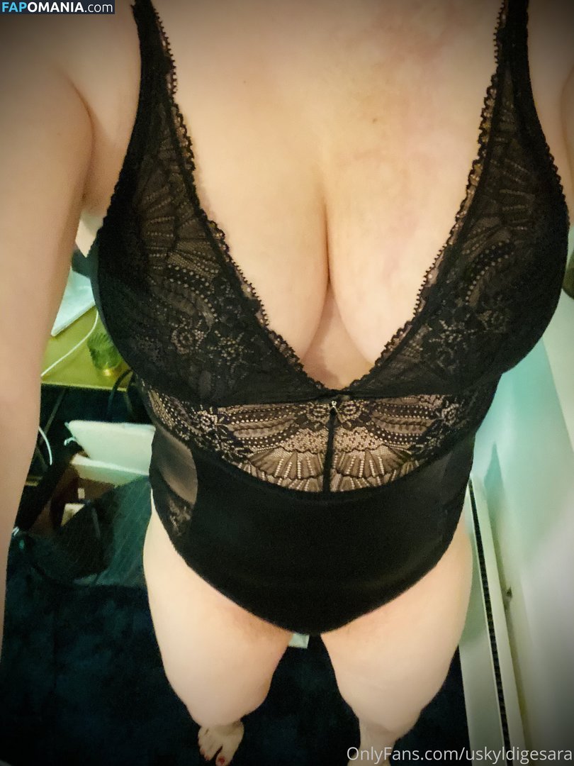 __u_s_e_l_e_s_s__ / uskyldigesara Nago OnlyFans  Przeciekłe zdjęcie #10