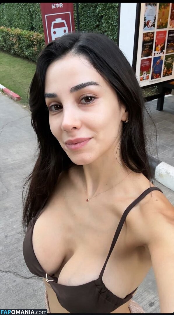 Vahide Bulu / buluvahide Nago OnlyFans  Przeciekłe zdjęcie #7