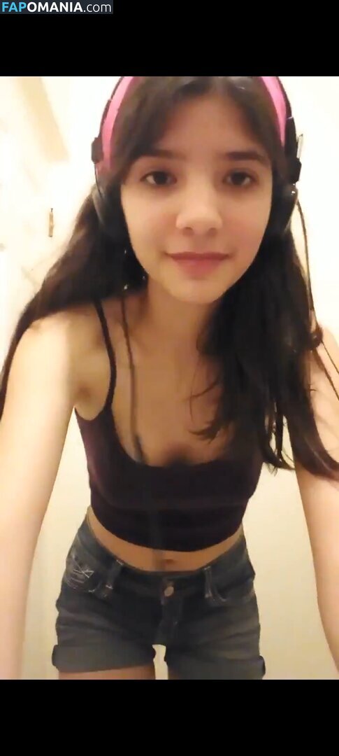 ValeCast0705 / Valeria Castañeda Nago OnlyFans  Przeciekłe zdjęcie #8