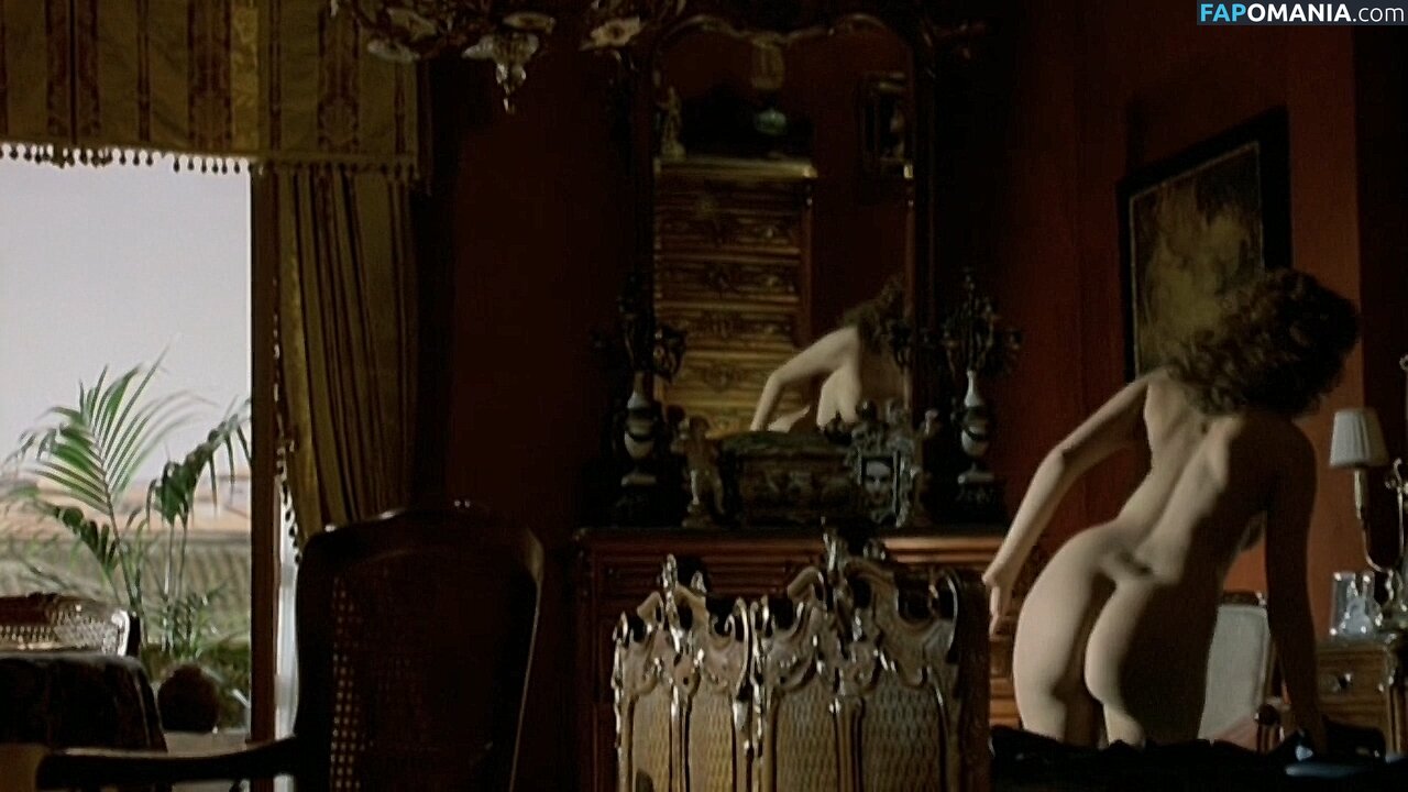 Valeria Golino Nago OnlyFans  Przeciekłe zdjęcie #9