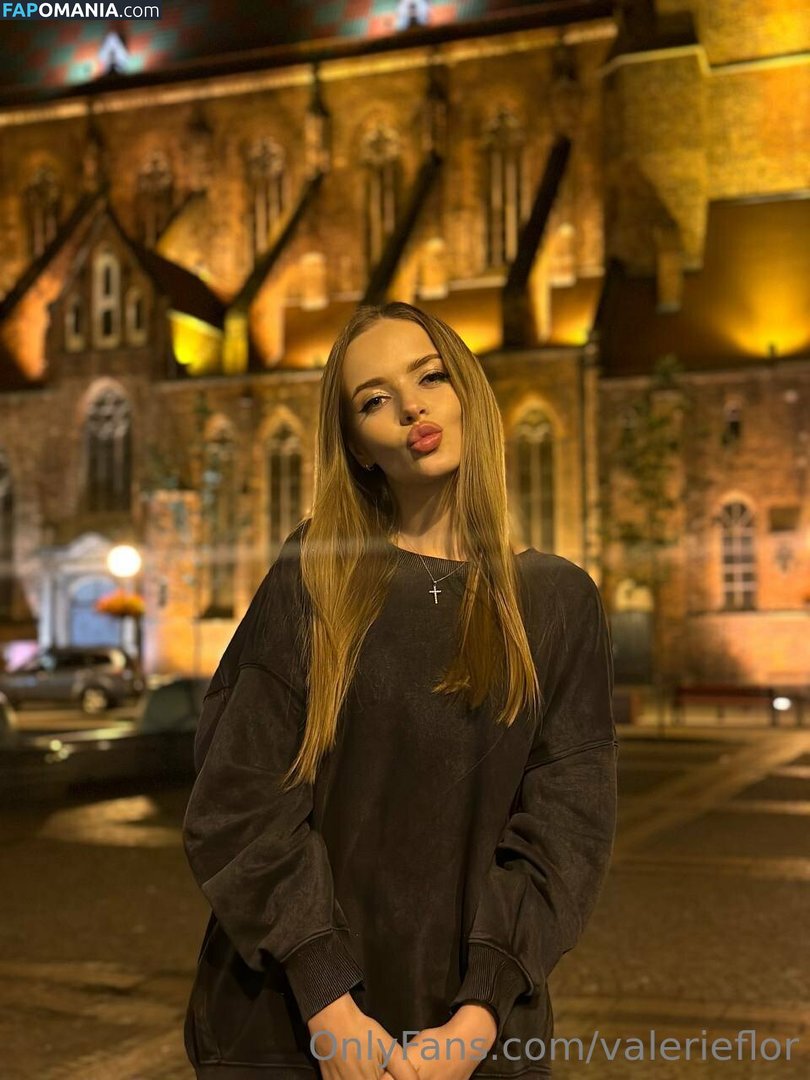 valerieflor / valerieflores Nago OnlyFans  Przeciekłe zdjęcie #56