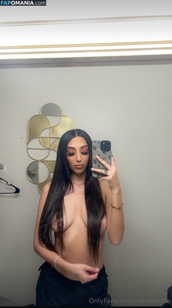 Onlyfans.com / Savannah / Vanderellla Nago OnlyFans  Przeciekłe zdjęcie #1