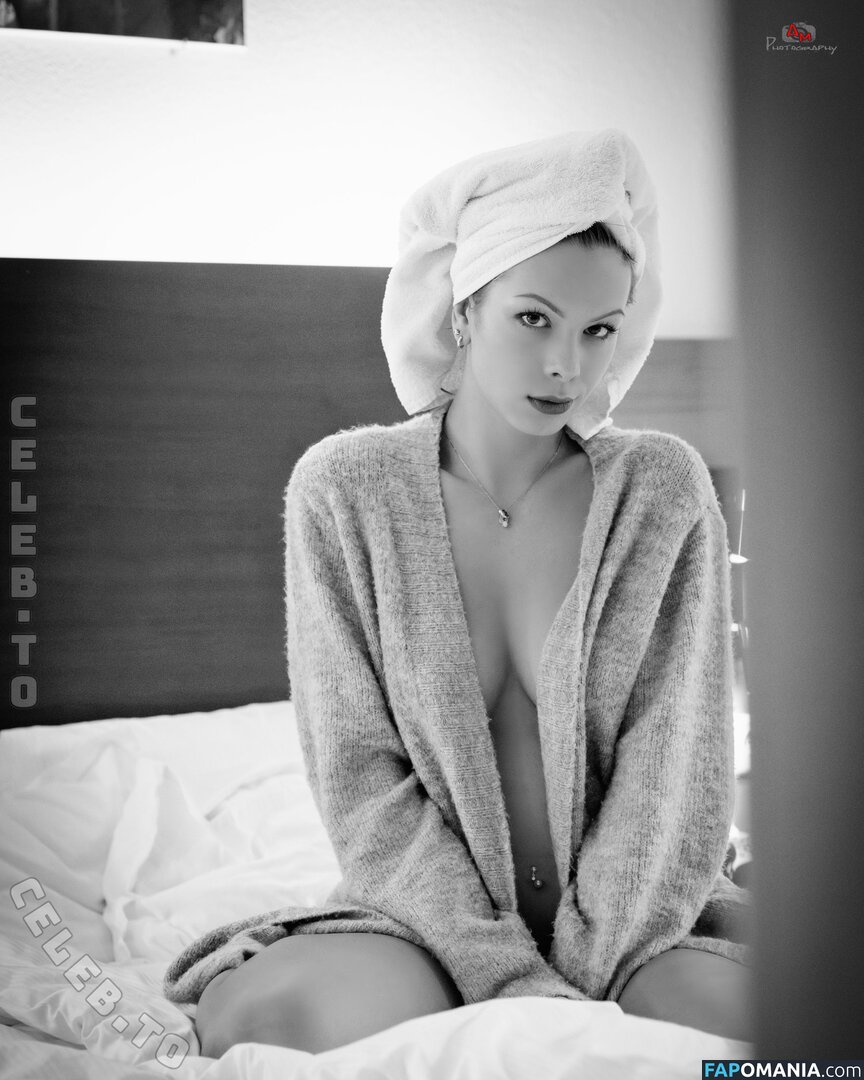 vaneschkal Nago OnlyFans  Przeciekłe zdjęcie #6