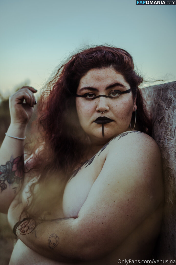 venusina Nago OnlyFans  Przeciekłe zdjęcie #2