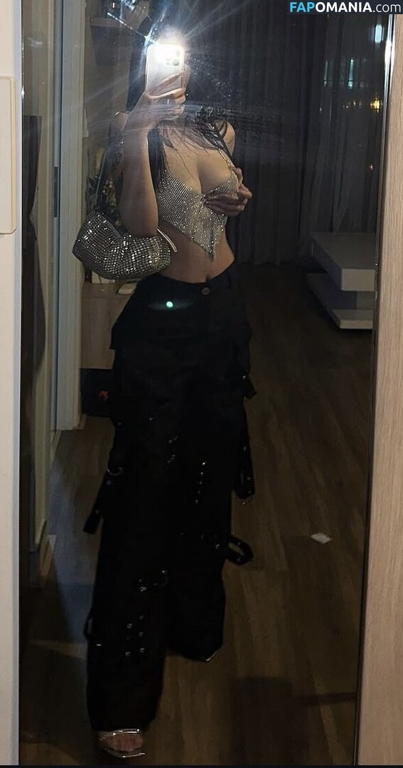 Khúc Thị Hương / Veronica Lucifer / akashi.yumi.3 / madamelucy / veronica_lucifer_ Nago OnlyFans  Przeciekłe zdjęcie #3