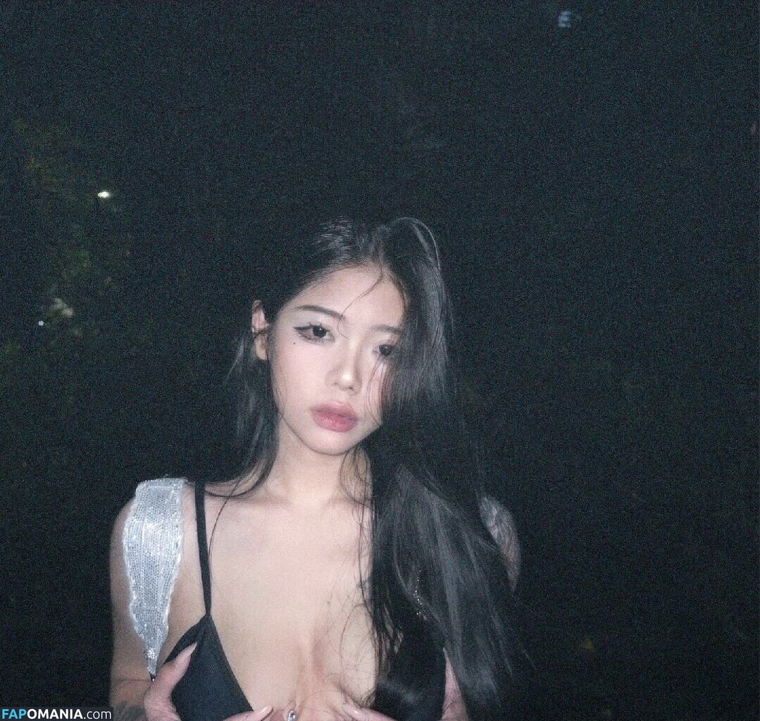 Khúc Thị Hương / Veronica Lucifer / akashi.yumi.3 / madamelucy / veronica_lucifer_ Nago OnlyFans  Przeciekłe zdjęcie #8