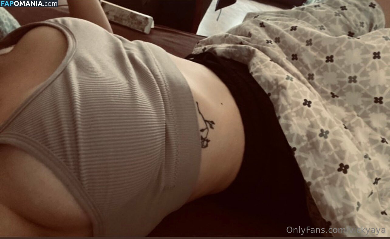 vickyaya Nago OnlyFans  Przeciekłe zdjęcie #9