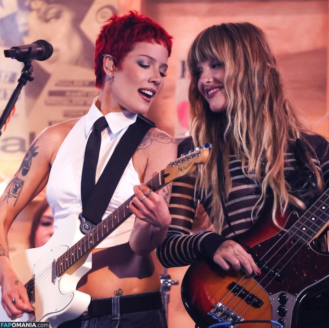 Maneskin bassist / Victoria De Angelis / vicdeangelis Nago OnlyFans  Przeciekłe zdjęcie #1084