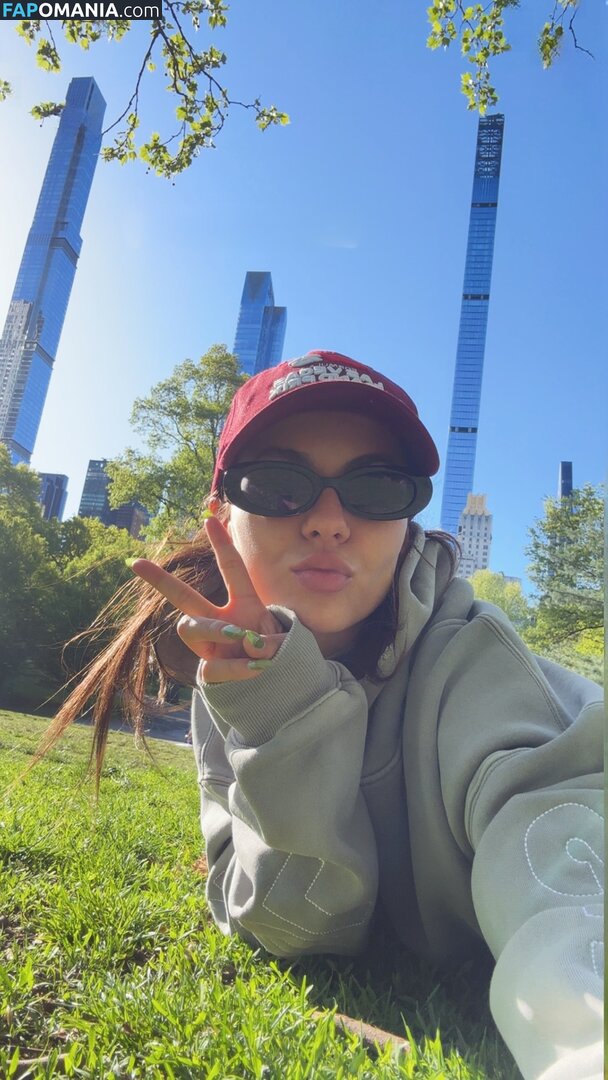 Victoria Justice / https: / victoriajustice Nago OnlyFans  Przeciekłe zdjęcie #39