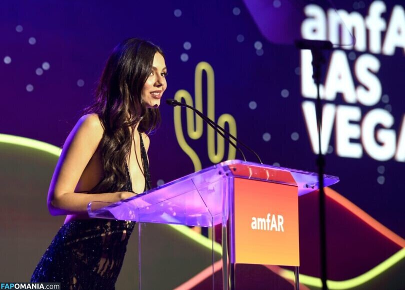 Victoria Justice / https: / victoriajustice Nago OnlyFans  Przeciekłe zdjęcie #109