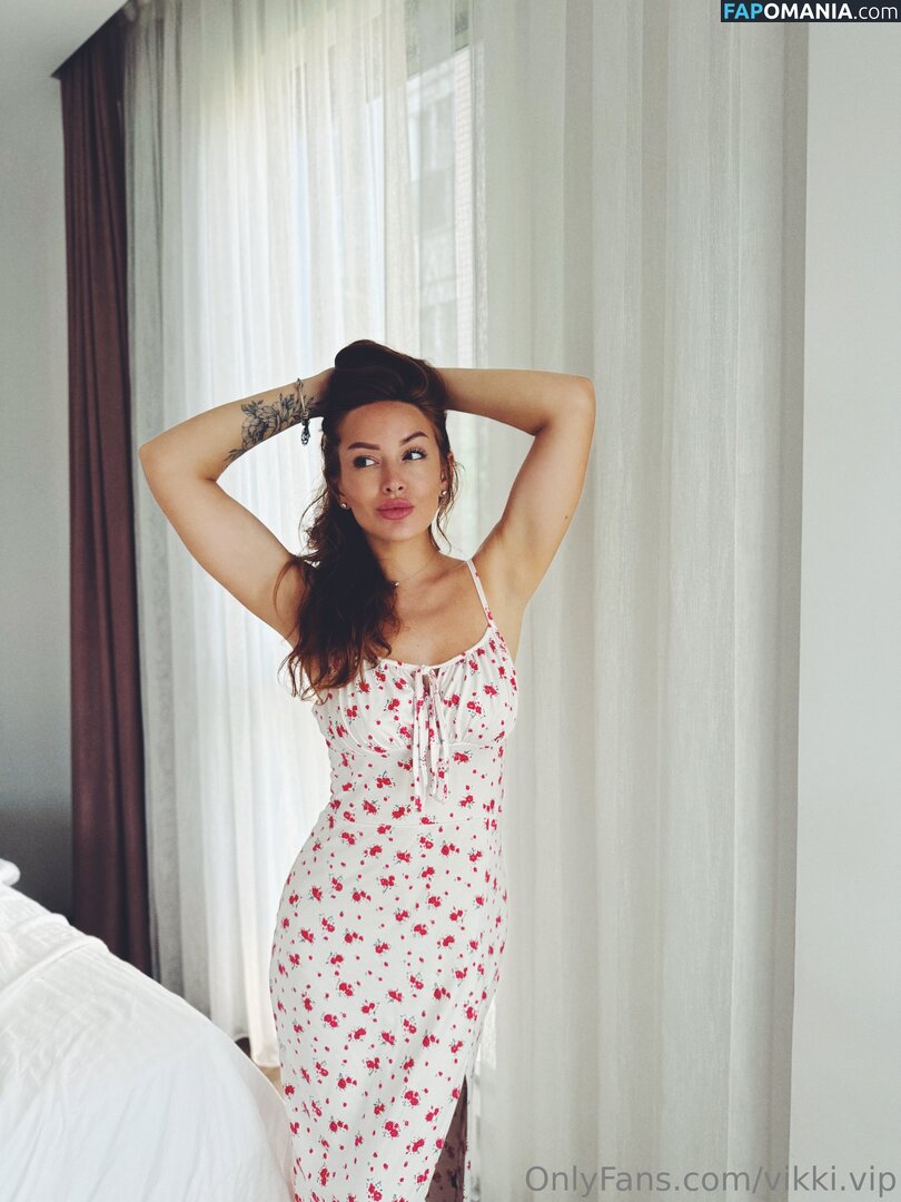 vikki.vip Nago OnlyFans  Przeciekłe zdjęcie #9