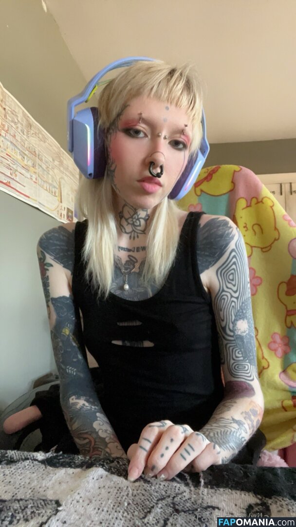 vila.vee Nago OnlyFans  Przeciekłe zdjęcie #3