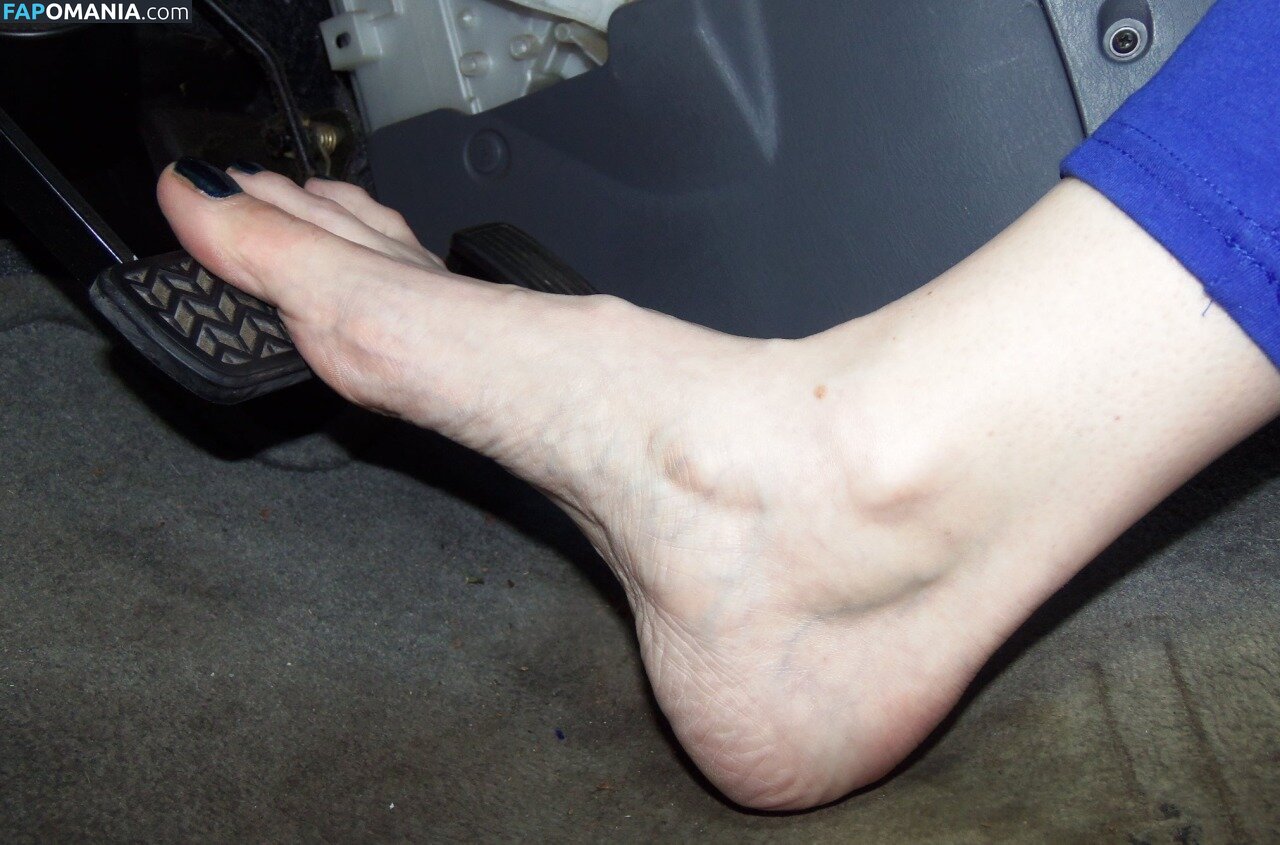 Violet's Toes (Violet's Perfect Feet Nago OnlyFans  Przeciekłe zdjęcie #1