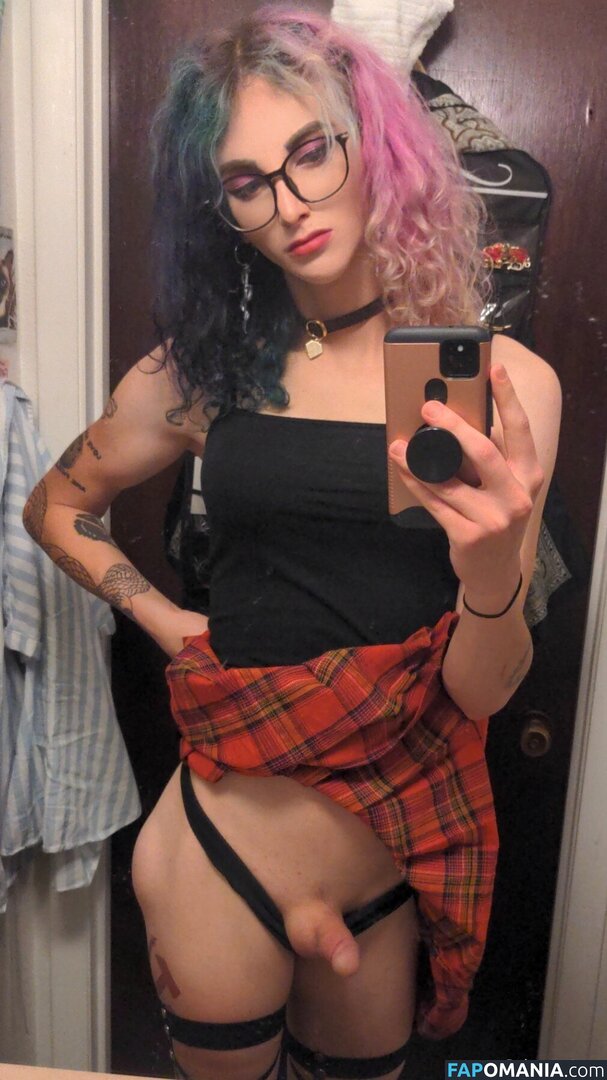 Violet Valentine / slutpilled / thot_piece / violetvalentine_official Nago OnlyFans  Przeciekłe zdjęcie #1