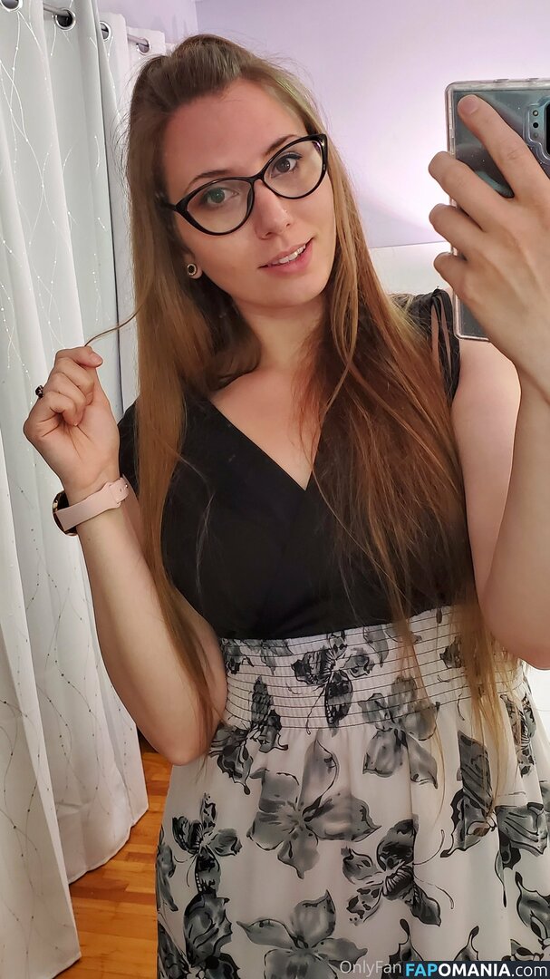 Violet Fugazzi / violet.fugazzi / violetfugazzi / violetsvip Nago OnlyFans  Przeciekłe zdjęcie #2