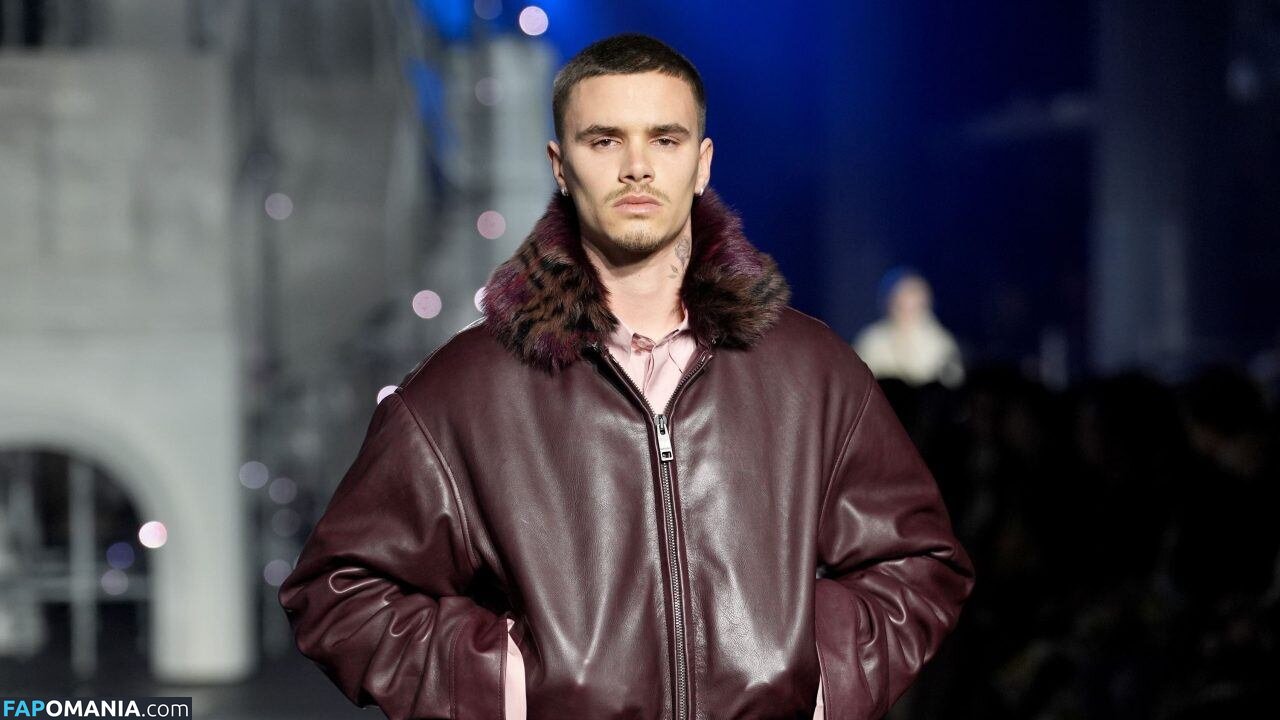 violetplustommy Nago OnlyFans  Przeciekłe zdjęcie #2