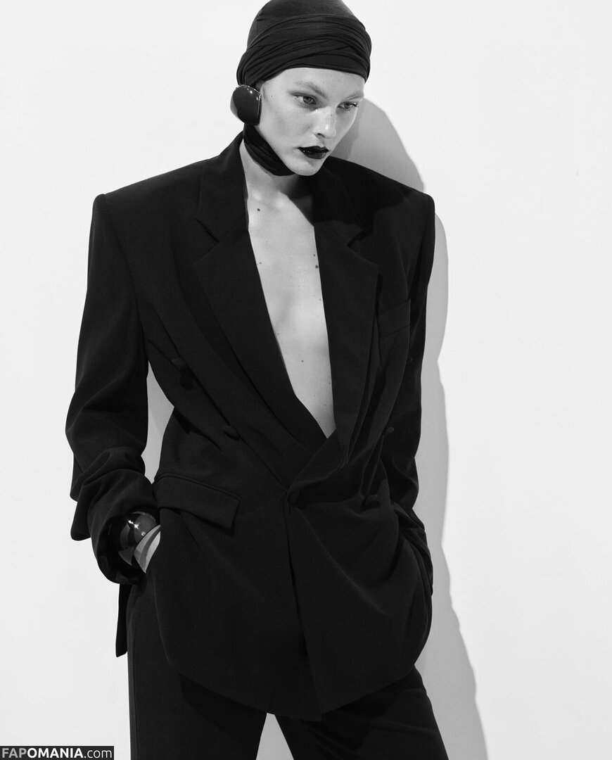 Vittoria Ceretti / vittoria Nago OnlyFans  Przeciekłe zdjęcie #2