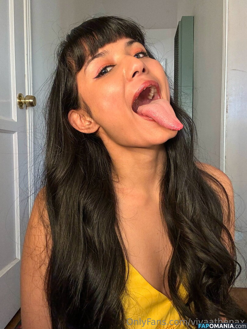 followvivaathena / vivaathenax Nago OnlyFans  Przeciekłe zdjęcie #3