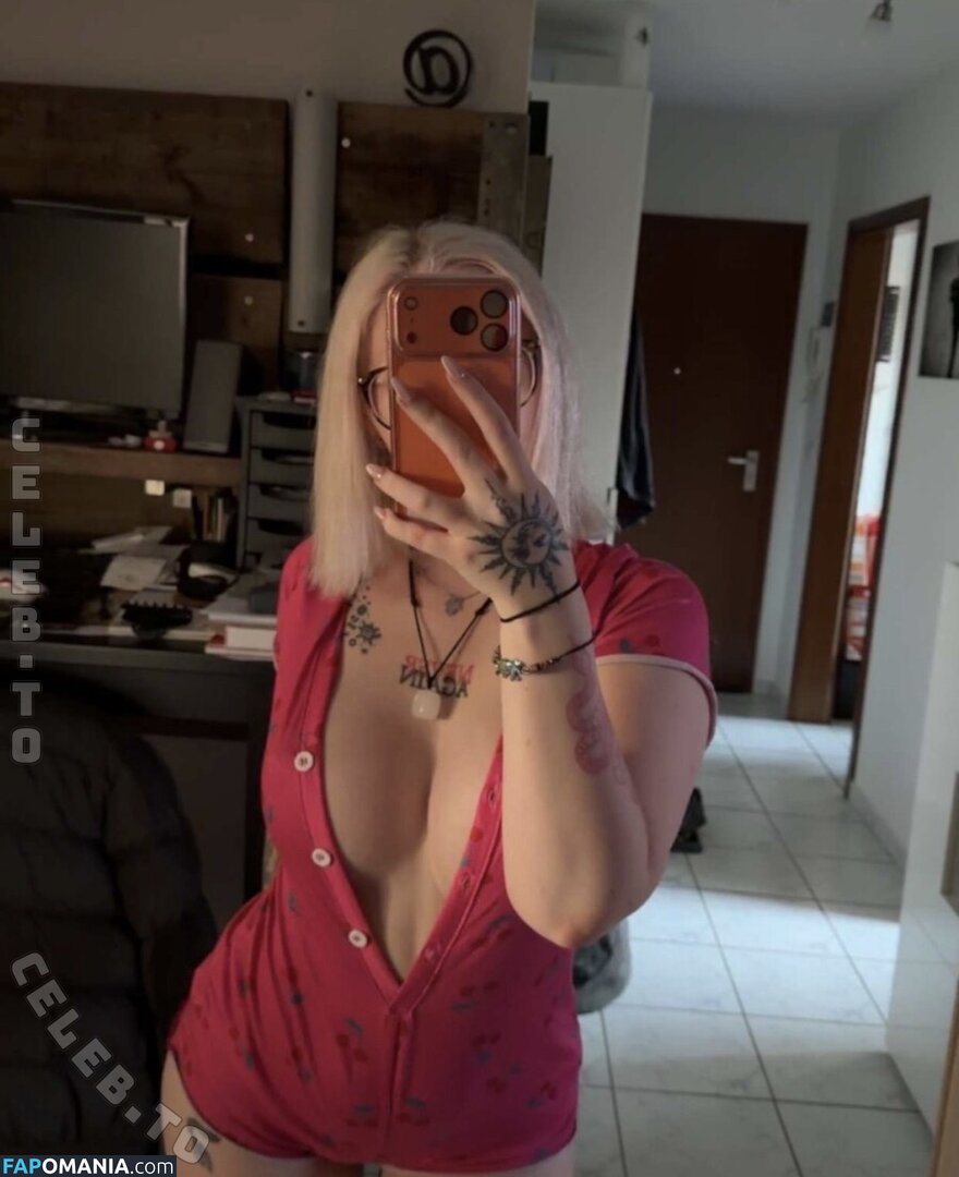 vivian_wydt / vivianwoywodt Nago OnlyFans  Przeciekłe zdjęcie #1