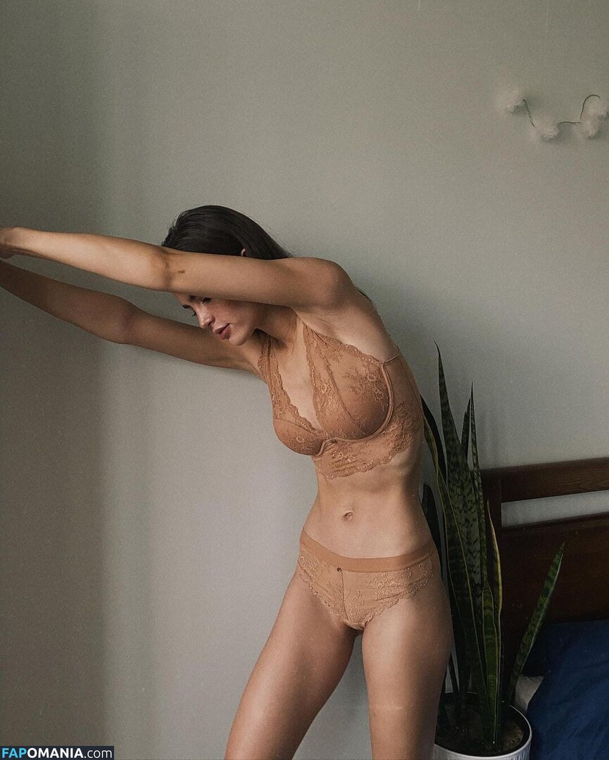 Vlada Erofeeva / vlada_erofeeva_ Nago OnlyFans  Przeciekłe zdjęcie #18