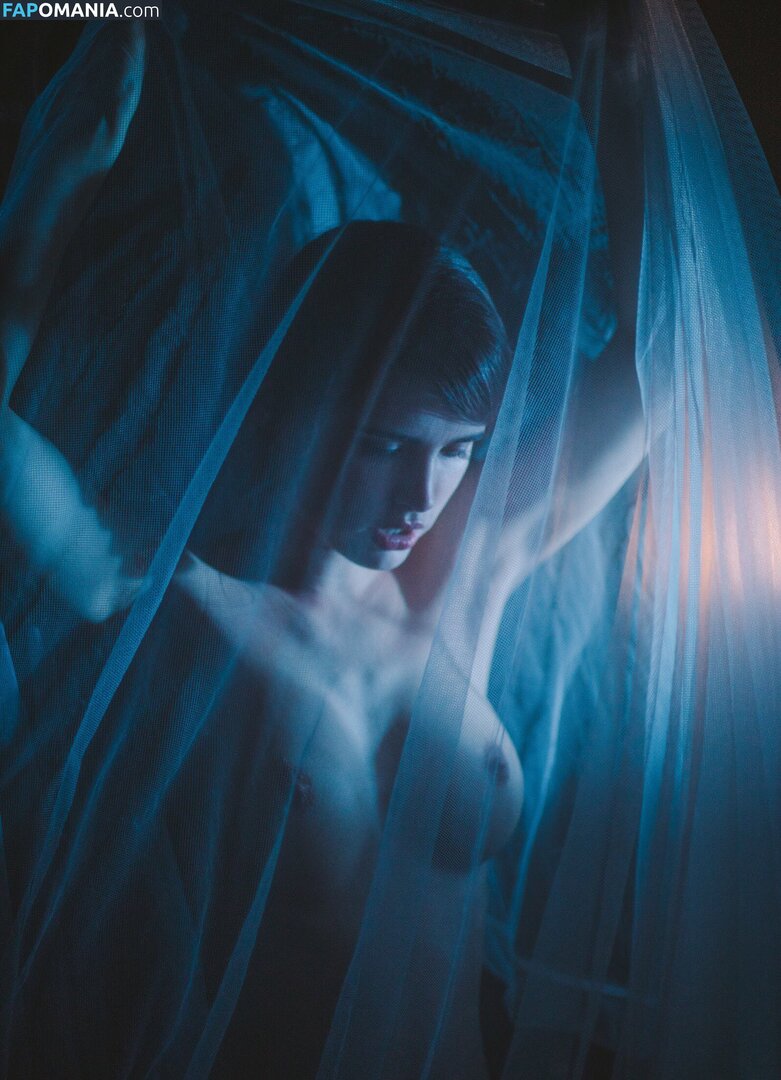 Vlada Erofeeva / vlada_erofeeva_ Nago OnlyFans  Przeciekłe zdjęcie #24