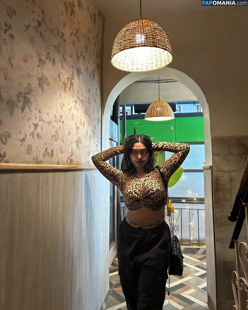 vr / vrindardddd_ Nago OnlyFans  Przeciekłe zdjęcie #8