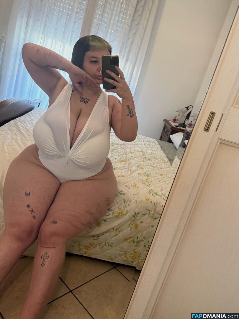 Mxmmytina / Vvalentinabonetalli Nago OnlyFans  Przeciekłe zdjęcie #9