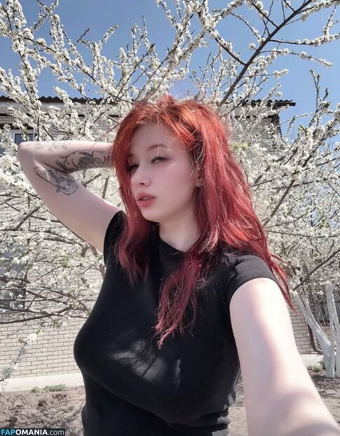 Parlament_vodka / Vvodochka / voddochka / voddochkaa Nago OnlyFans  Przeciekłe zdjęcie #1