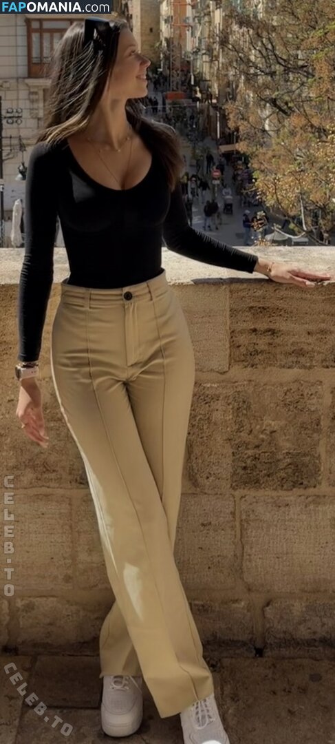 Weristalexandra / alexandra.vlv Nago OnlyFans  Przeciekłe zdjęcie #3