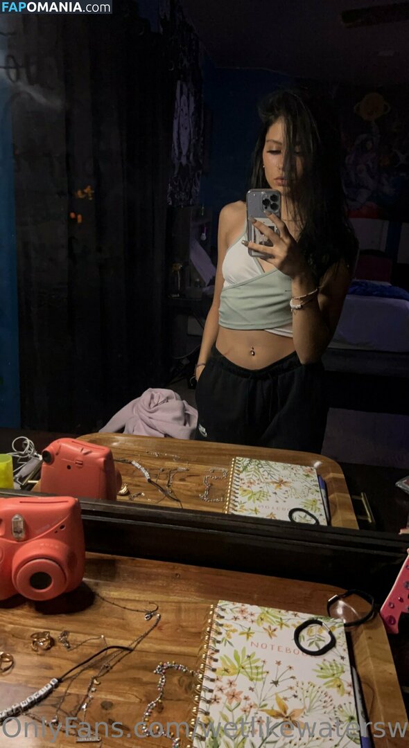 Acacia Gracelyn / The.better.acacia / acacia_gracelyn / wetlikewatersweetlike Nago OnlyFans  Przeciekłe zdjęcie #12