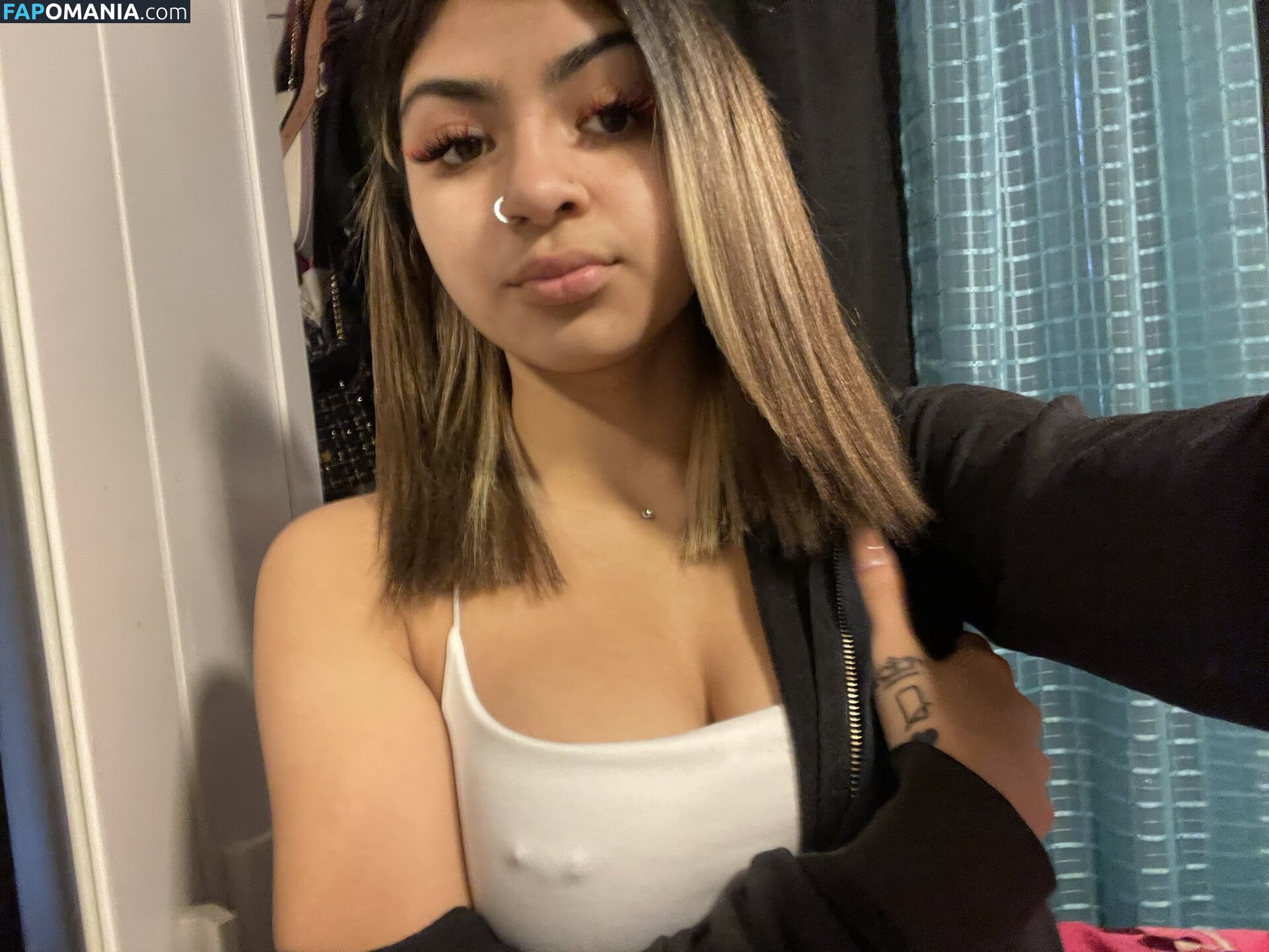 LisvedGarcia / https: / lizved._.47 / wetttassliz Nago OnlyFans  Przeciekłe zdjęcie #5