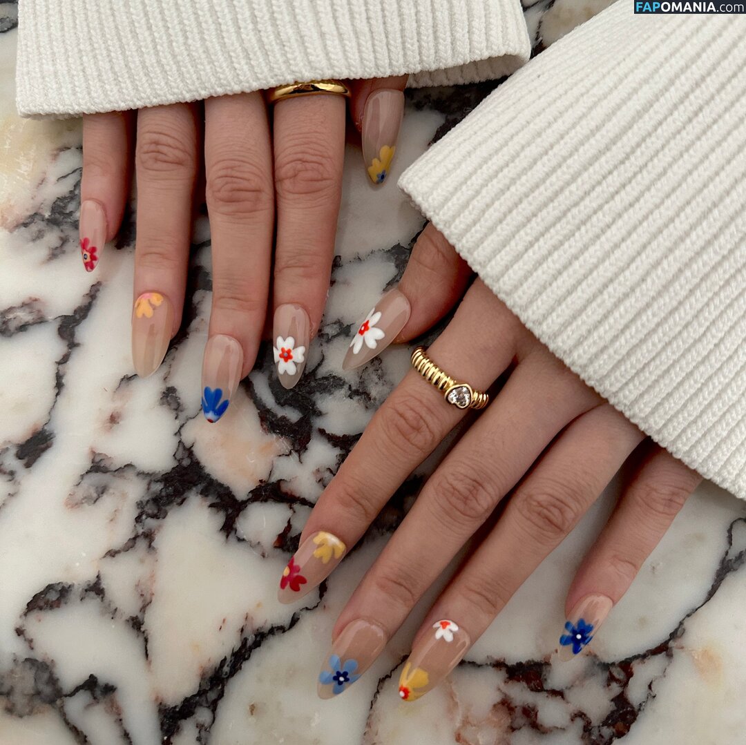 Wildflower Nago OnlyFans  Przeciekłe zdjęcie #10