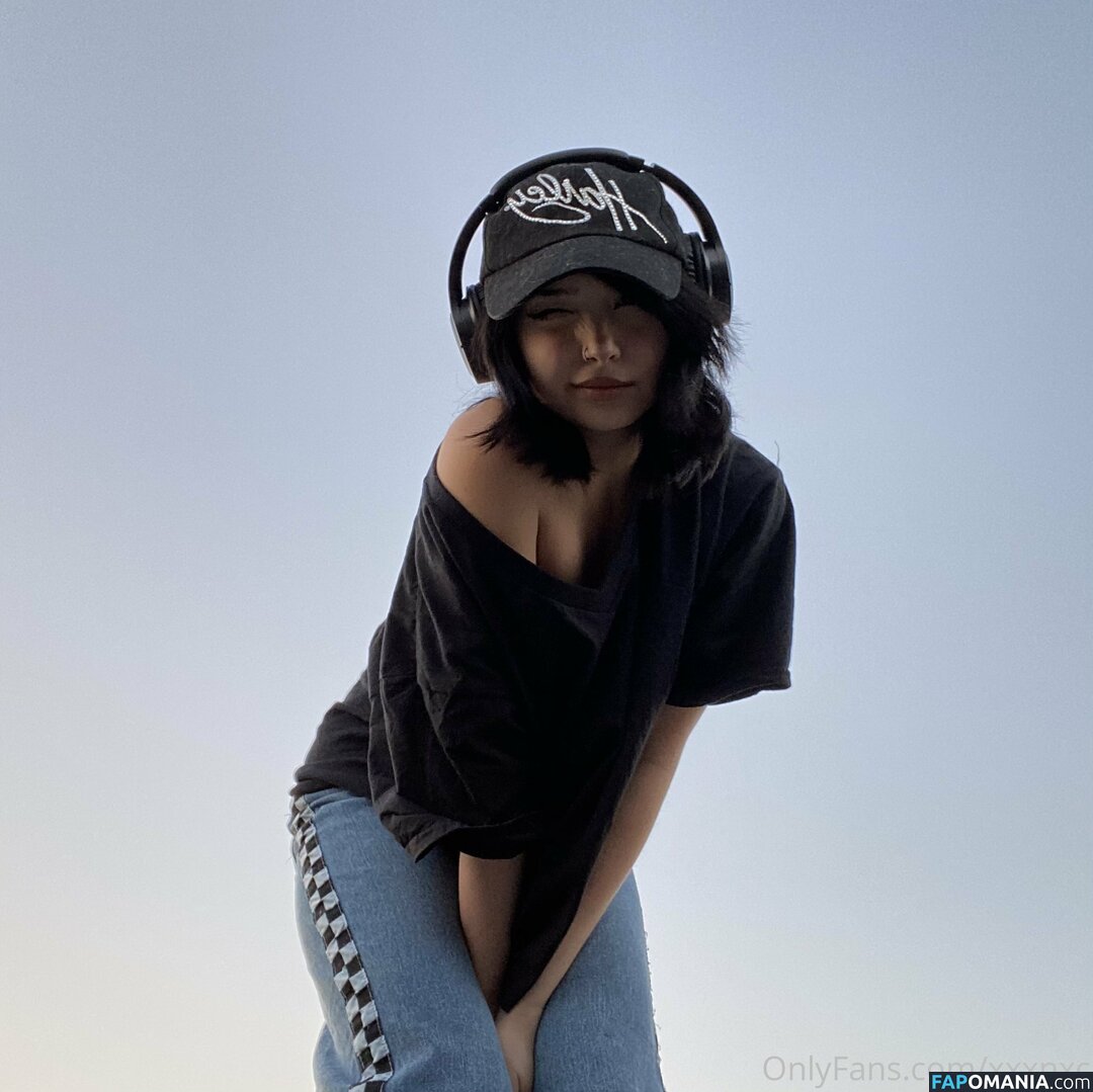 nikki / starbits27 / wtsdafuzz / xxxnxc Nago OnlyFans  Przeciekłe zdjęcie #661