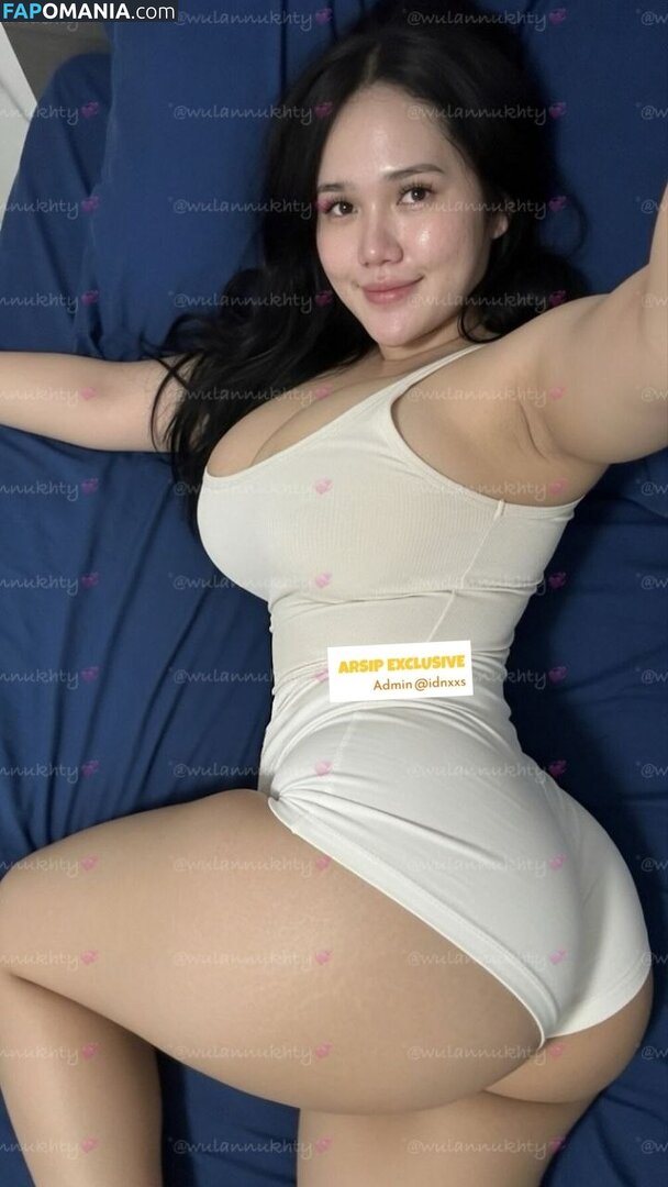 fitriwln / https: / wulannukhty / xxbbywlnn Nago OnlyFans  Przeciekłe zdjęcie #6