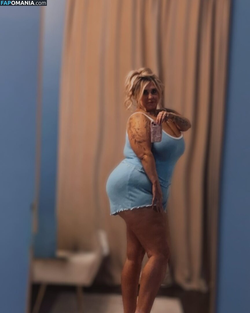 altizer.brittney / https: / queensizebxrbie / wvqueenb / xxlmilfbxrbie Nago OnlyFans  Przeciekłe zdjęcie #2