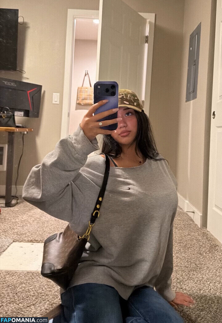 Valentinareyes_009 / trashbin12389472134 / x-valentina-x / x.valentina.x Nago OnlyFans  Przeciekłe zdjęcie #2
