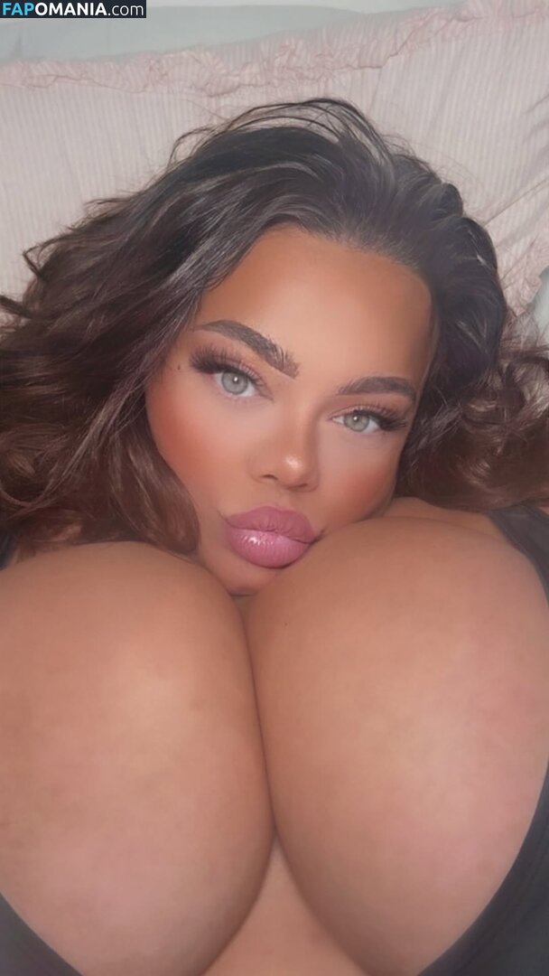 cescax / francescahayden / xbunny_rosex Nago OnlyFans  Przeciekłe zdjęcie #2