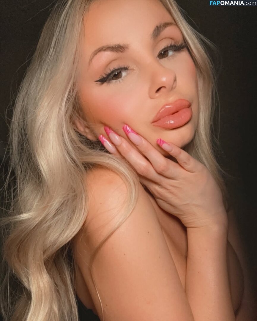 _xchristiina Nago OnlyFans  Przeciekłe zdjęcie #7