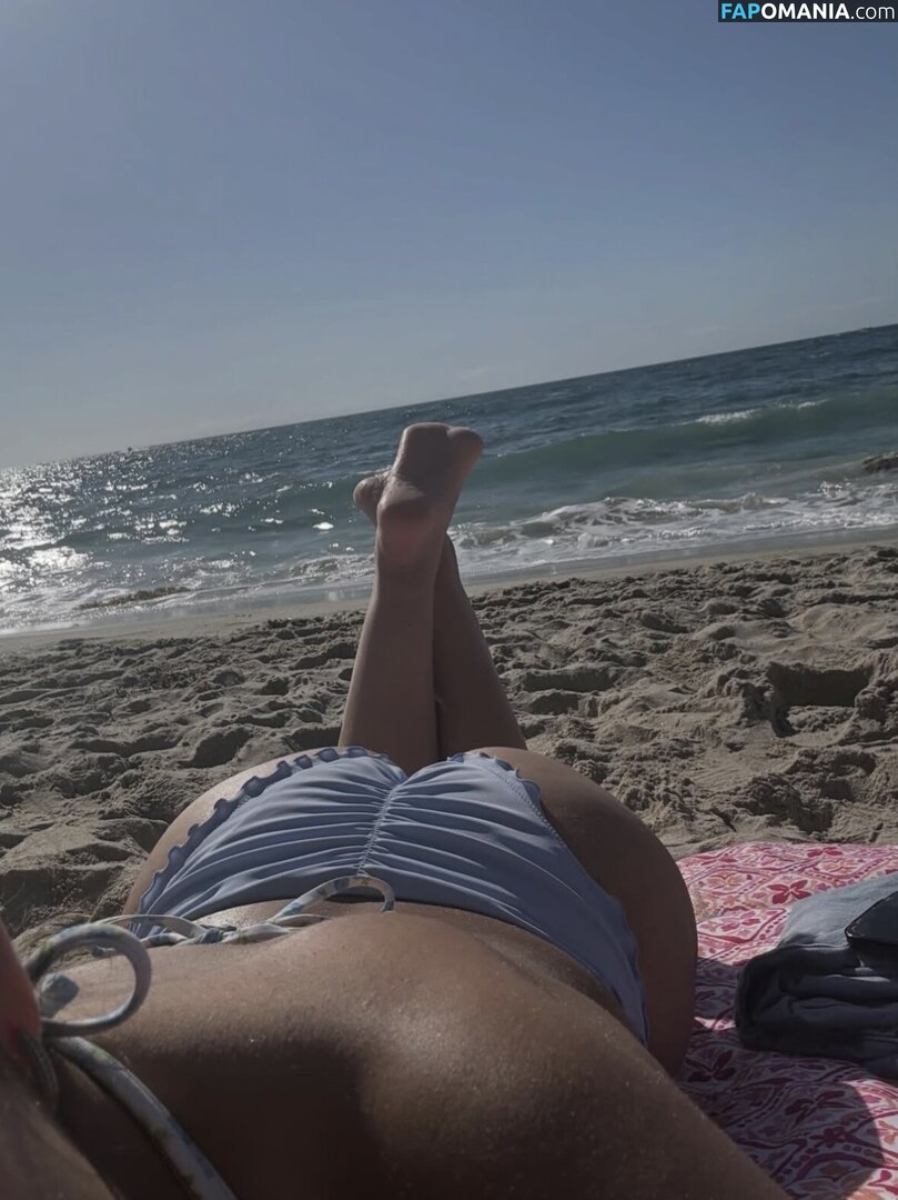 https: / xclusivemel / xclusivemel4 / xclusivemelll Nago OnlyFans  Przeciekłe zdjęcie #4