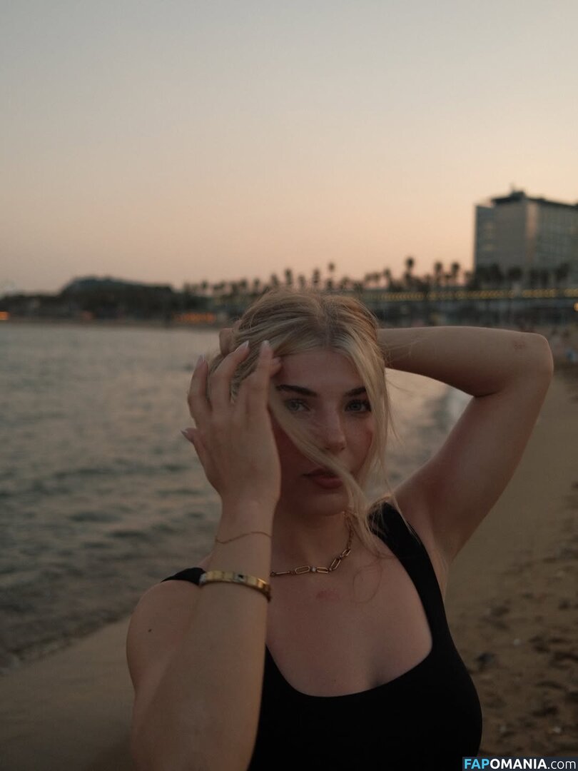 xFibii Nago OnlyFans  Przeciekłe zdjęcie #9