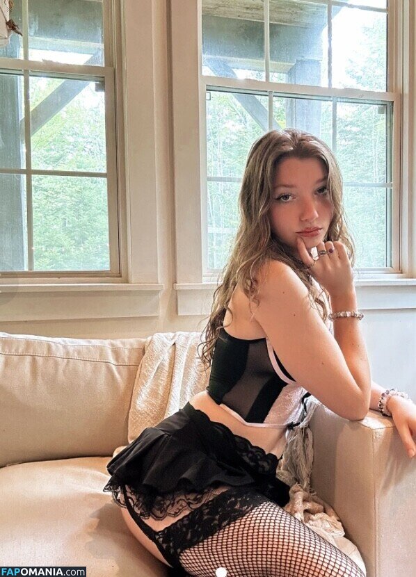 xmadelineo Nago OnlyFans  Przeciekłe zdjęcie #1