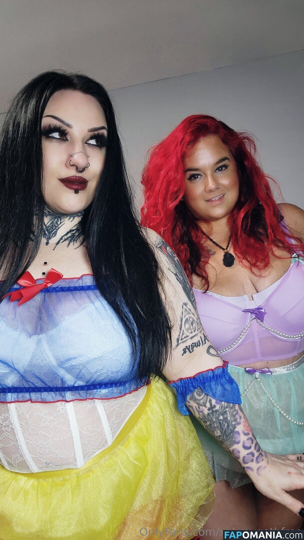 xohmygothfree Nago OnlyFans  Przeciekłe zdjęcie #9