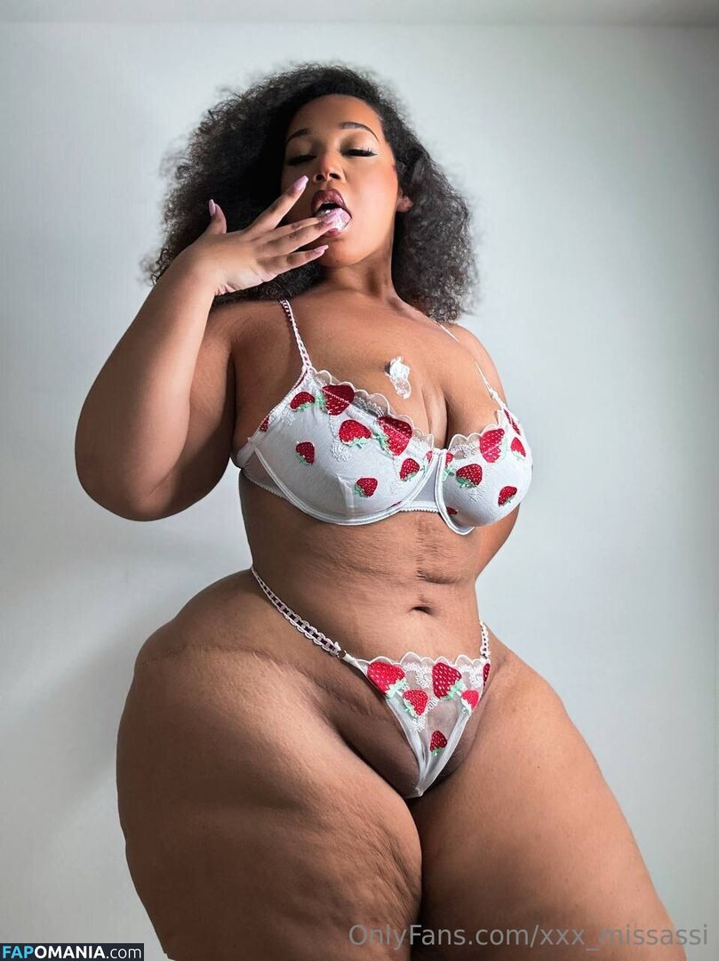 xxx_missassi Nago OnlyFans  Przeciekłe zdjęcie #5
