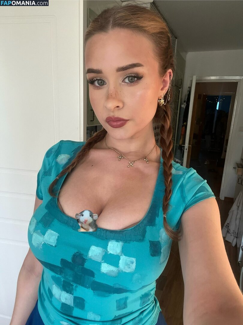 yaboielina Nago OnlyFans  Przeciekłe zdjęcie #250