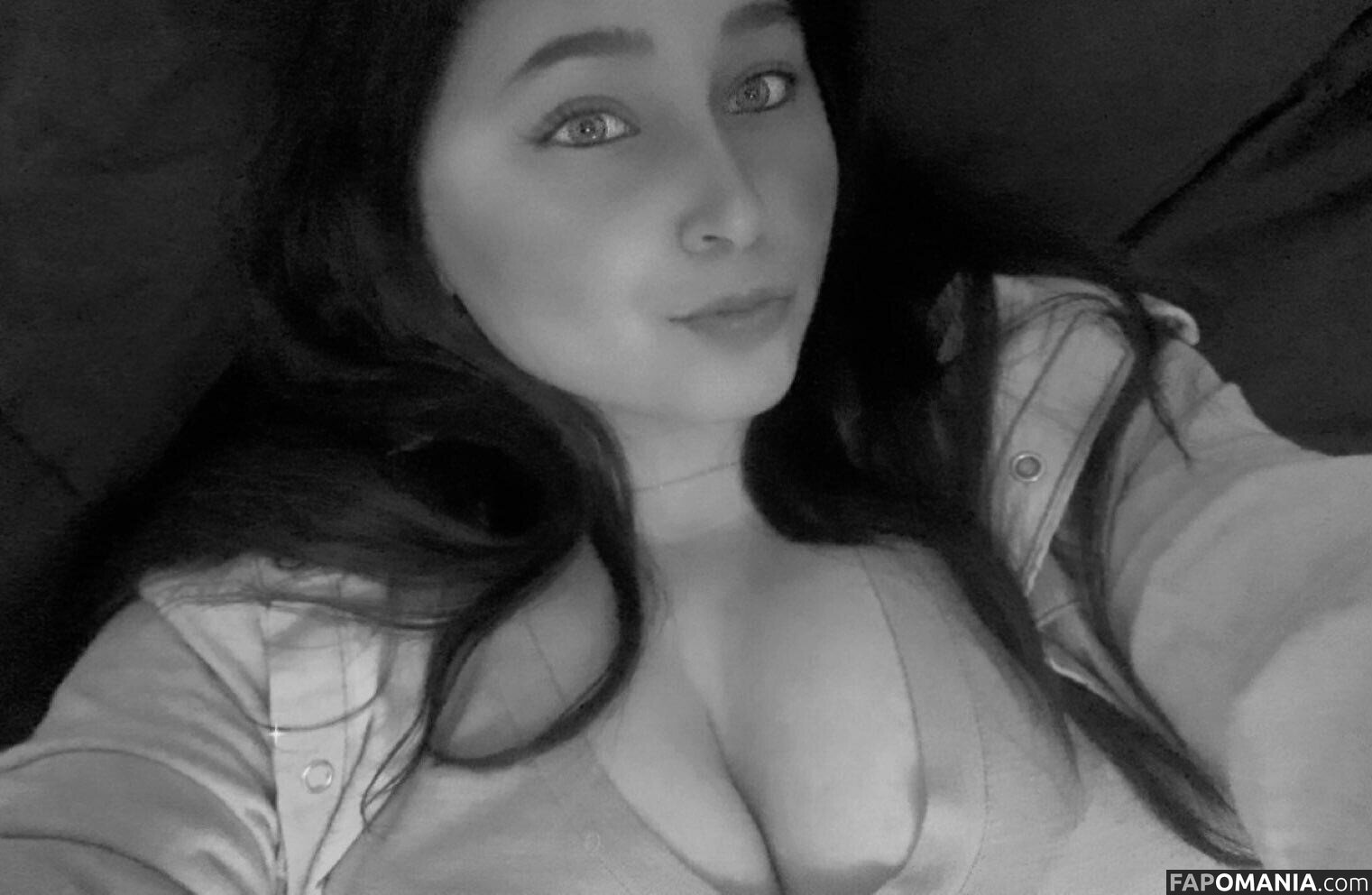 Yagirlsarina24 Nago OnlyFans  Przeciekłe zdjęcie #5